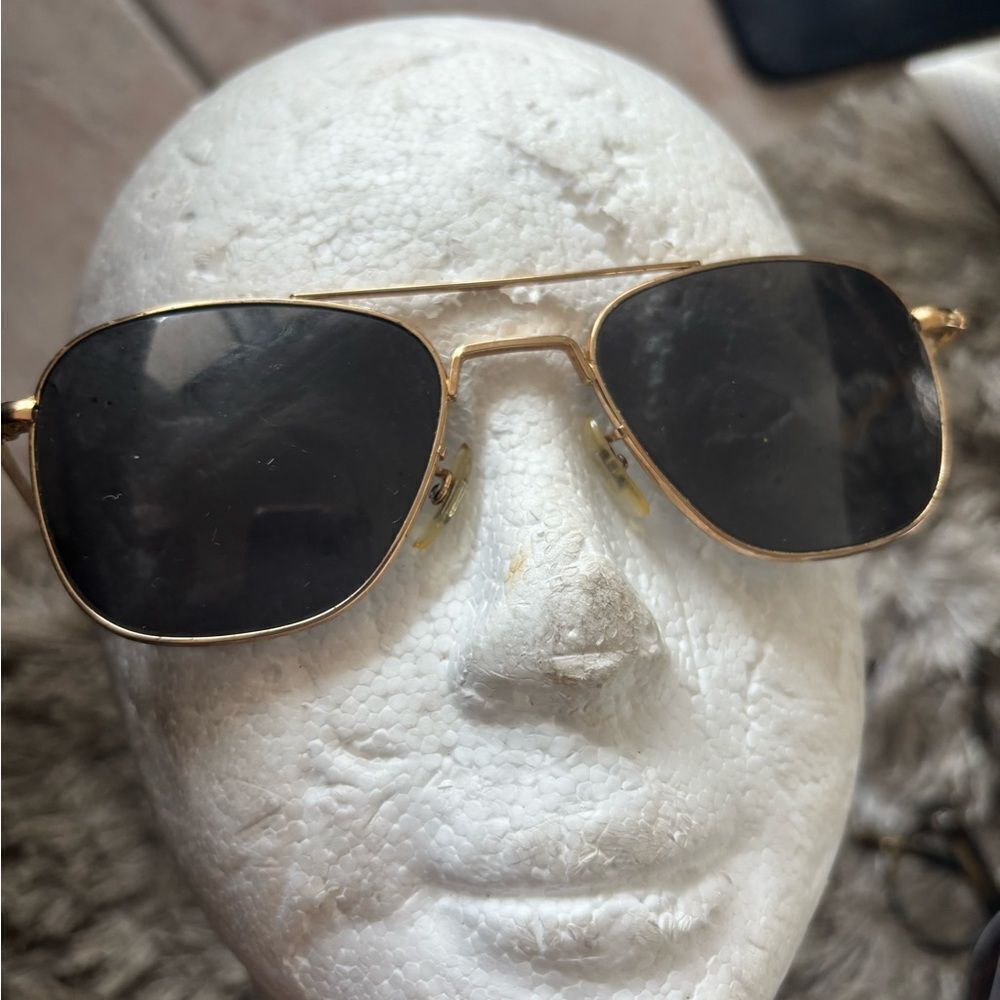 Vintage Command AO USA Gold 5 1/2 Pilot Sunglasses y2k frames accessory glasses